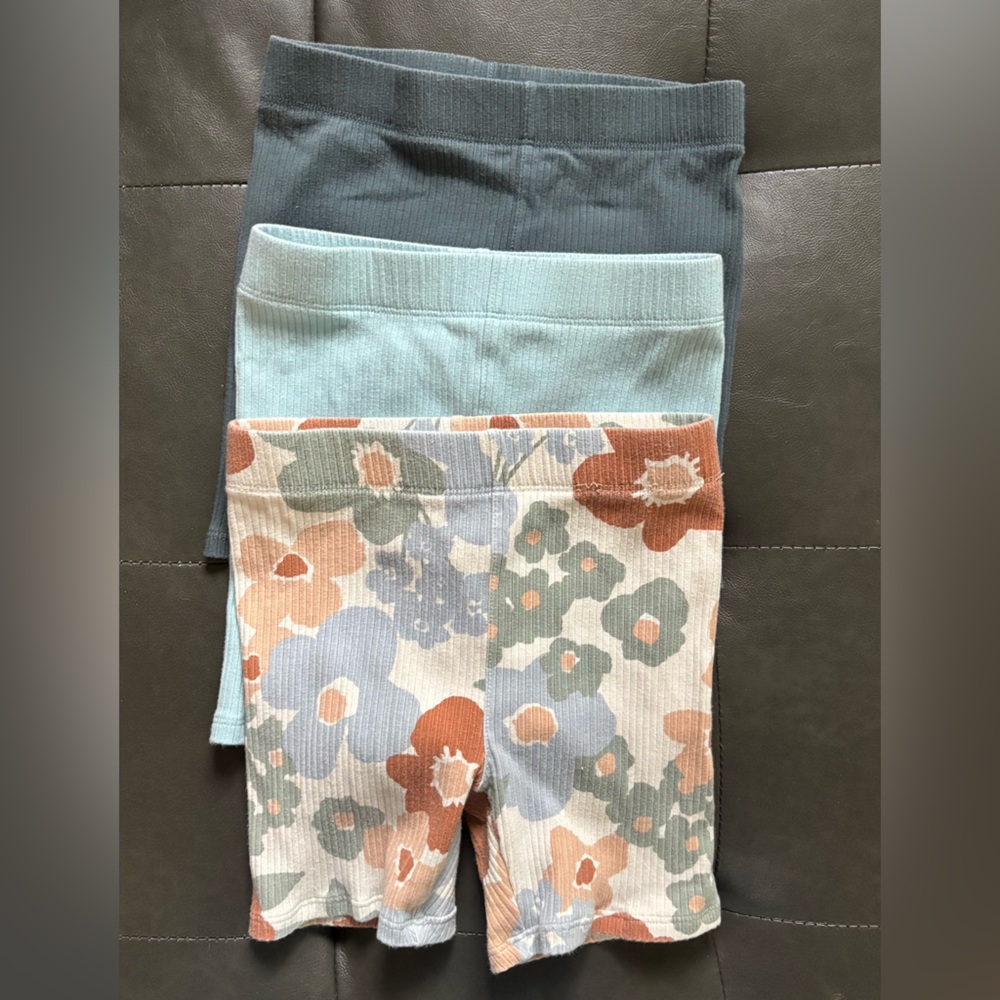Floral Ribbed Socks in Cream, Blue & Rust